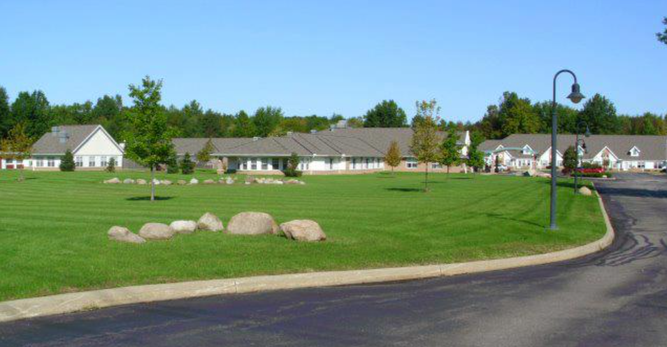 image of Avon Oaks image of Avon Oaks