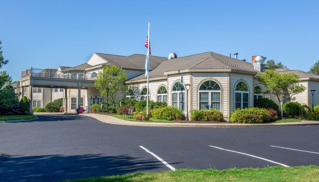 image of Benchmark Senior Living at Plymouth Crossing