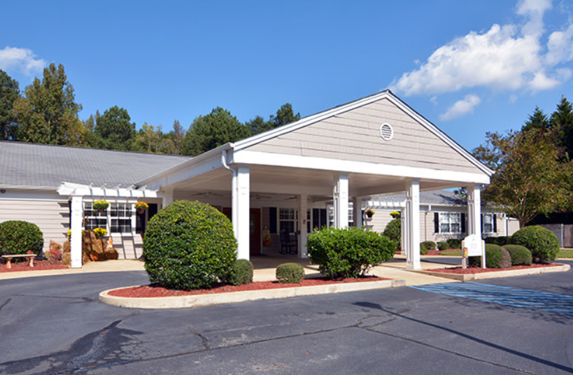 image of Brookdale Newnan image of Brookdale Newnan