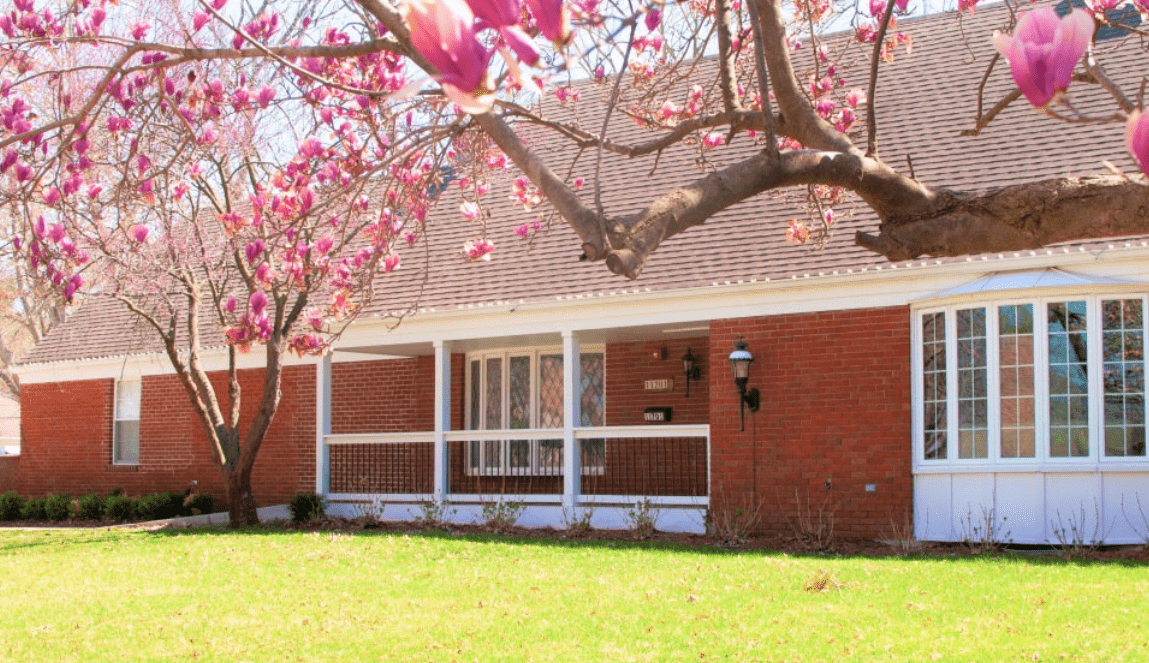 image of Golden Oaks Home