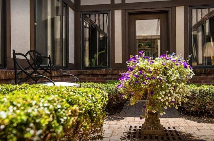 image of Loudonville Assisted Living Residence image of Loudonville Assisted Living Residence