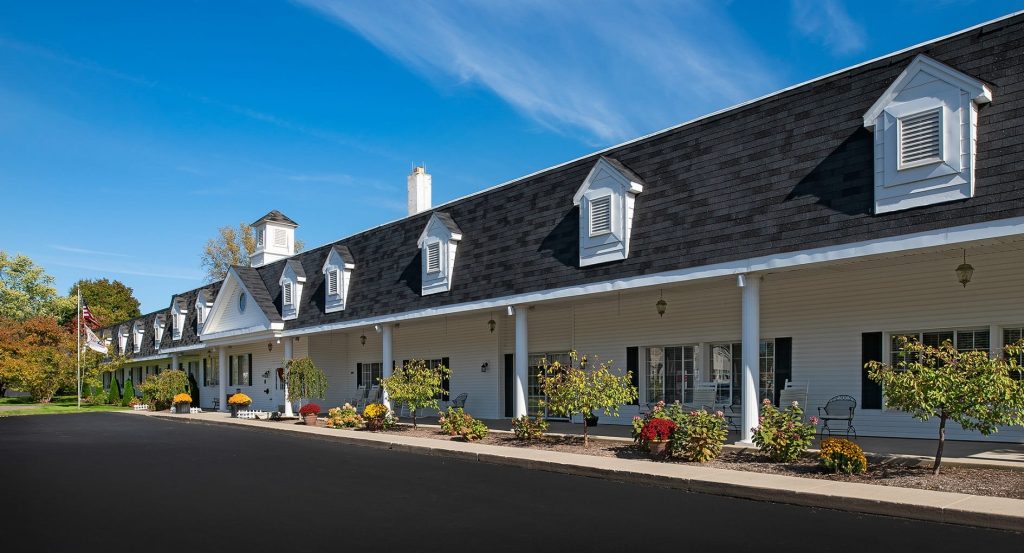 image of American House Farmington Hills image of American House Farmington Hills