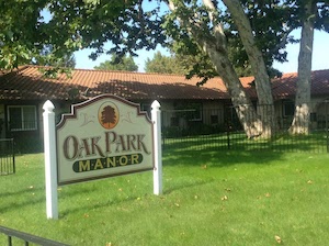 image of Oak Park Manor