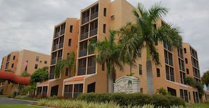 image of Royal Palm Senior Living