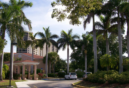 image of Savannah Court of the Palm Beaches