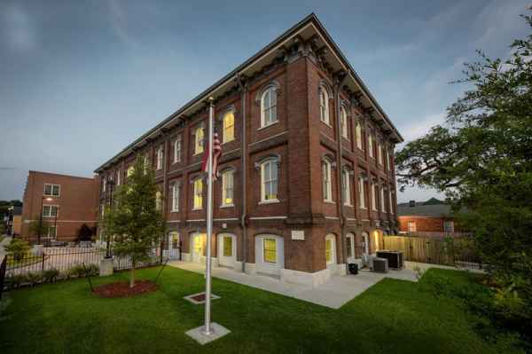 image of The Suites at Algiers Point