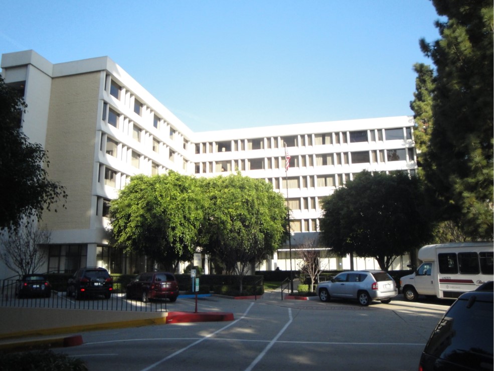 Image of Bay Towers at Bixby Knolls Image of Bay Towers at Bixby Knolls