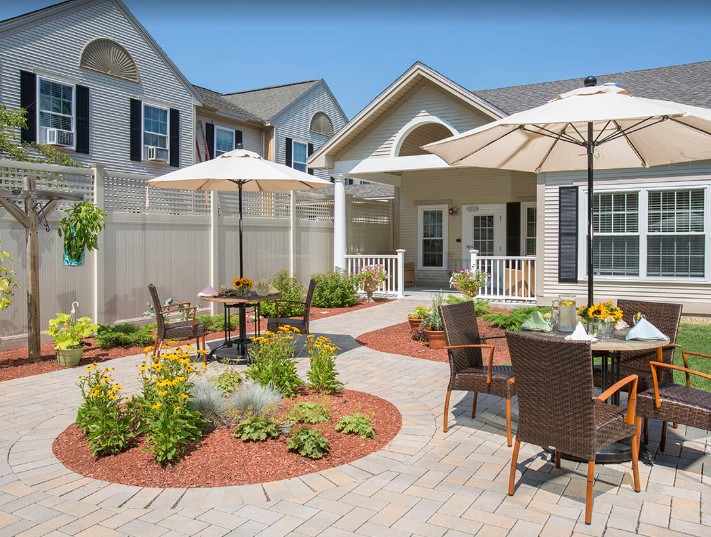 Benchmark Senior Living at Nashua Crossings Benchmark Senior Living at Nashua Crossings