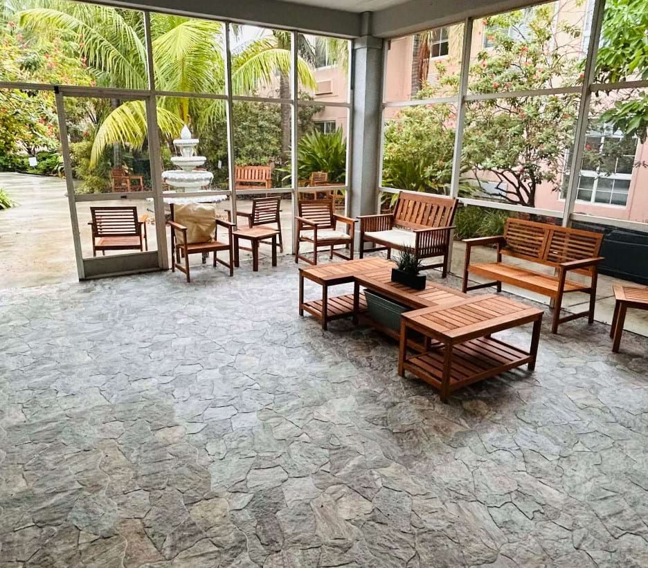 Colonial Assisted Living at Palm Beach Colonial Assisted Living at Palm Beach