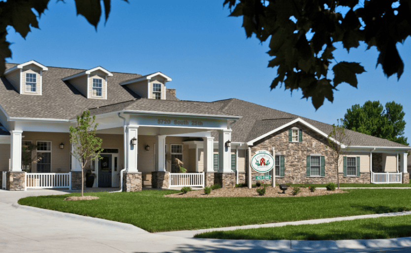 CountryHouse Residence in Lincoln, NE (25th & Old Cheney)