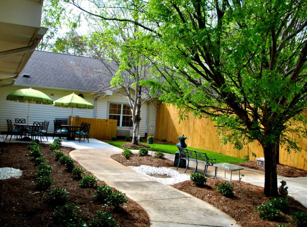 Knollwood Pointe Assisted Living Knollwood Pointe Assisted Living