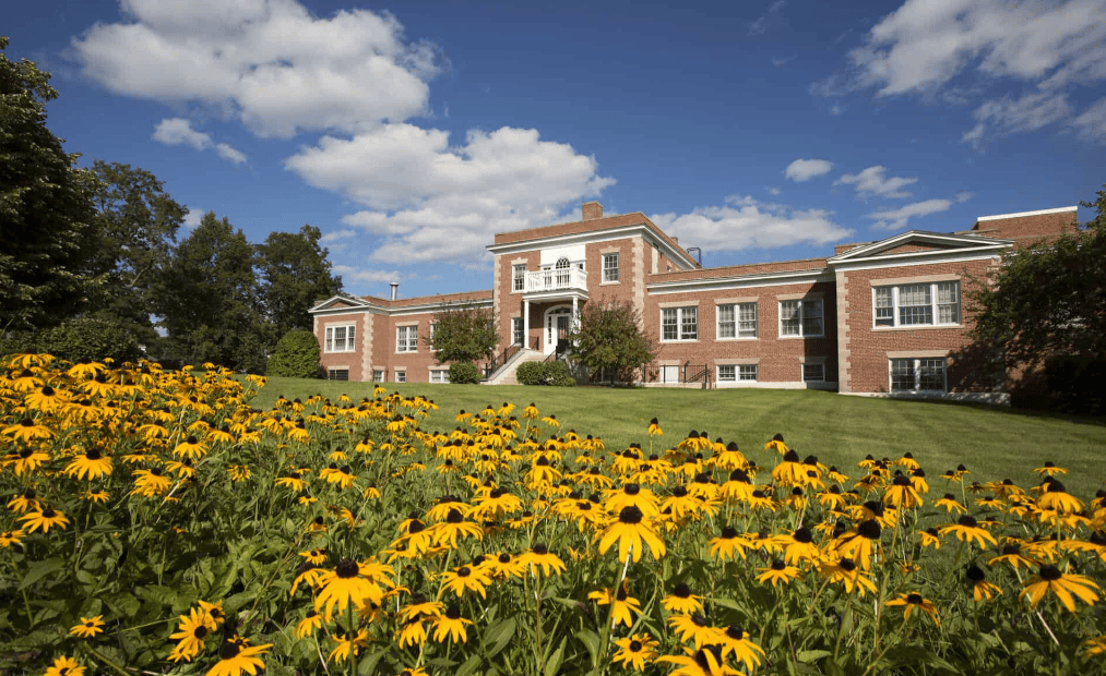 Nashoba Park Assisted Living, A Volunteers of America Senior Community