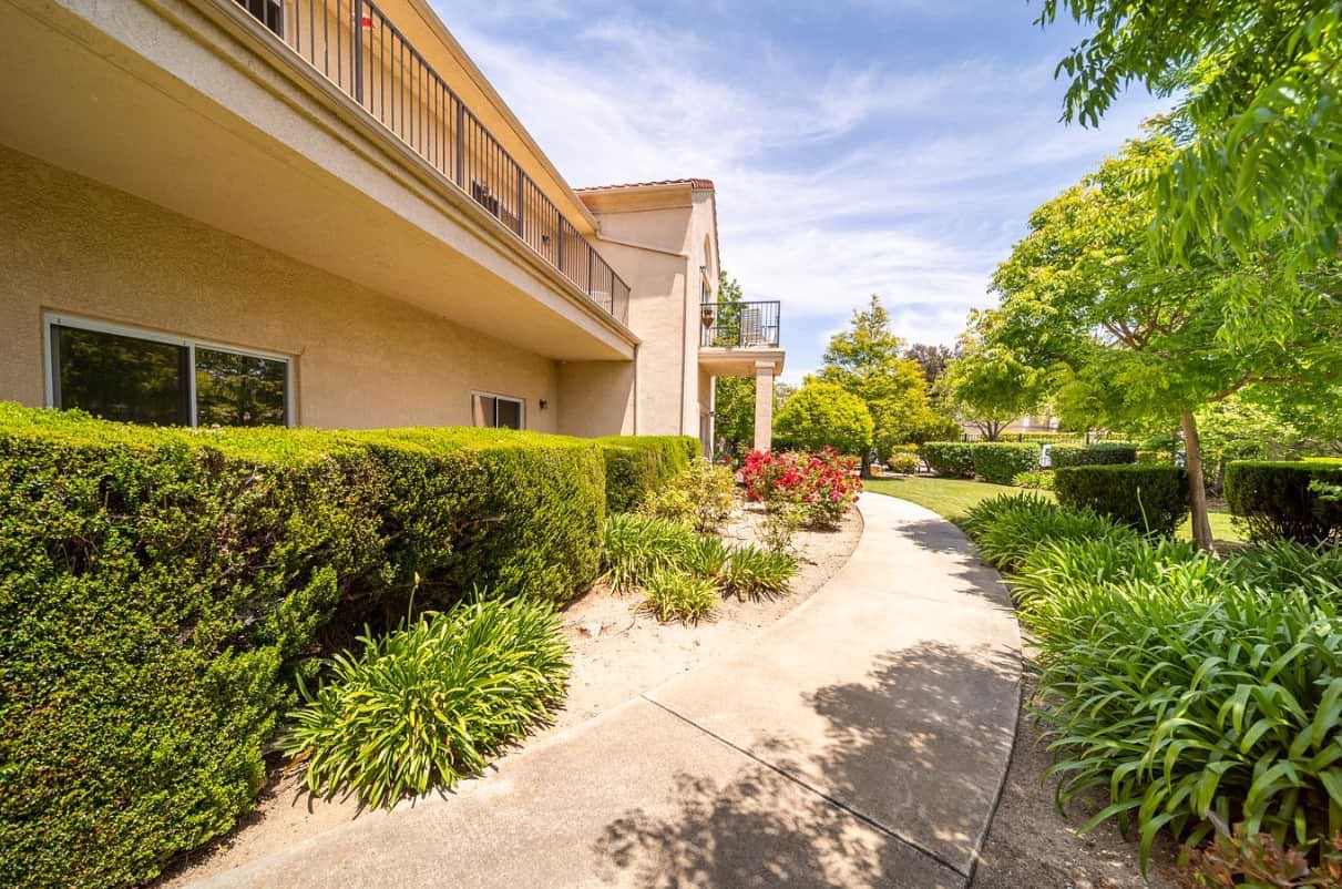 Vista Harden Ranch Assisted Living and Memory Care Vista Harden Ranch Assisted Living and Memory Care
