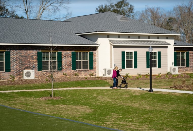 Woodbriar Southern Style Assisted Living & Memory Care